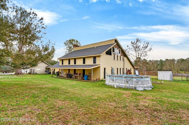 42 Dead End Road, Carriere, MS 39426