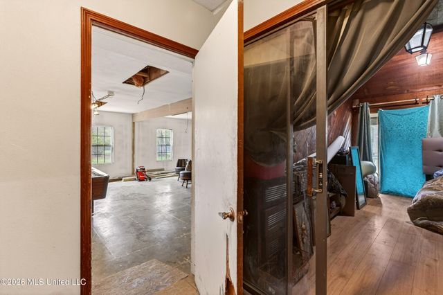 42 Dead End Road, Carriere, MS 39426