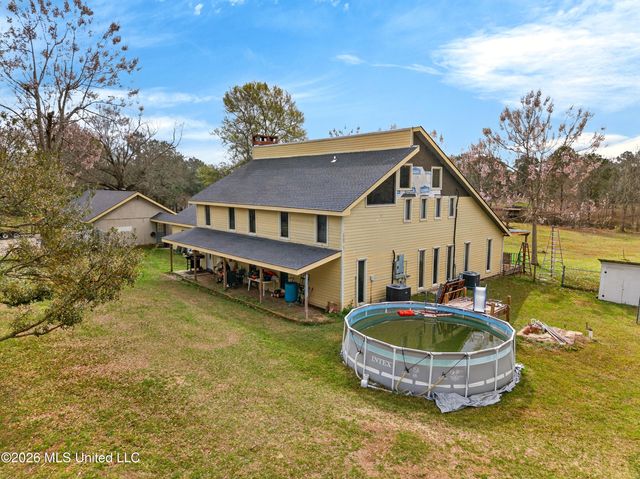 42 Dead End Road, Carriere, MS 39426