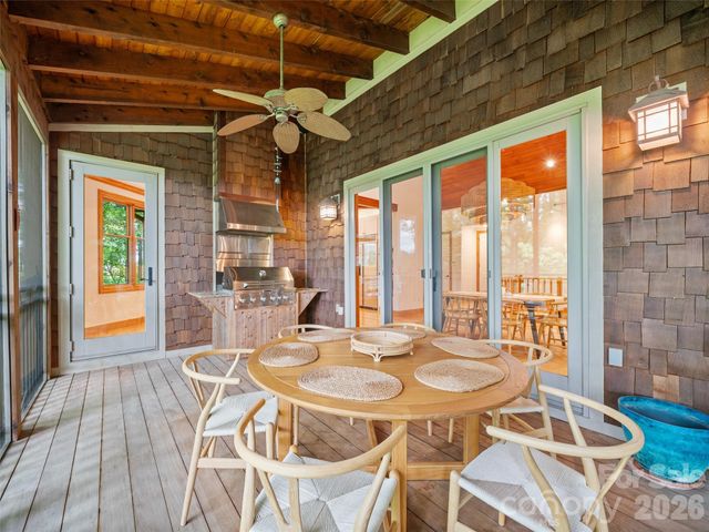 71 Chestnut Hill Road, Spruce Pine, NC 28777