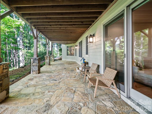 71 Chestnut Hill Road, Spruce Pine, NC 28777