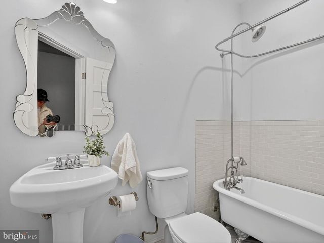 147 RHODE ISLAND AVE NW, Washington, DC 20001