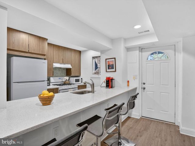 147 RHODE ISLAND AVE NW, Washington, DC 20001