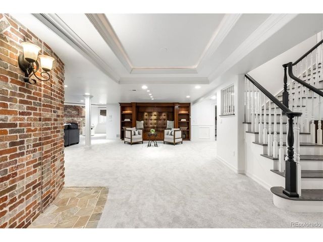 9679 E Prentice Cir, Greenwood Village, CO 80111