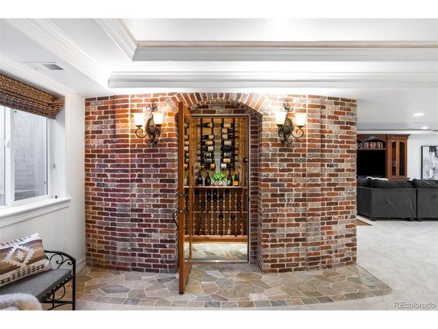 9679 E Prentice Cir, Greenwood Village, CO 80111