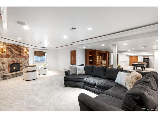 9679 E Prentice Cir, Greenwood Village, CO 80111