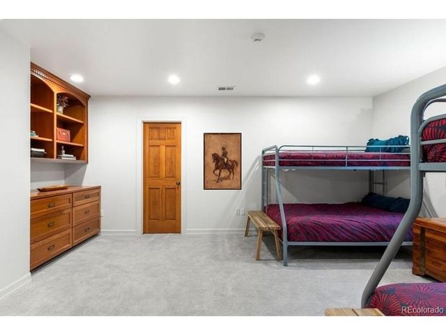 9679 E Prentice Cir, Greenwood Village, CO 80111