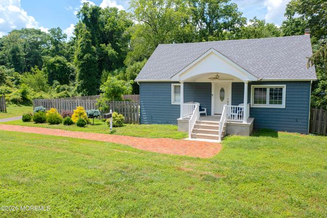 65 Hurleys Lane, Middletown, NJ 07738