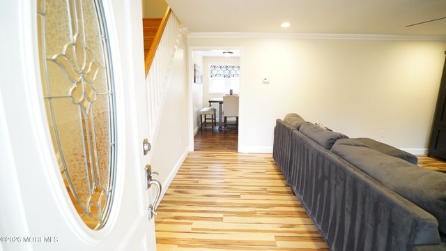 65 Hurleys Lane, Middletown, NJ 07738