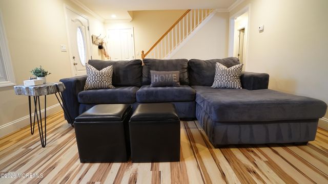 65 Hurleys Lane, Middletown, NJ 07738