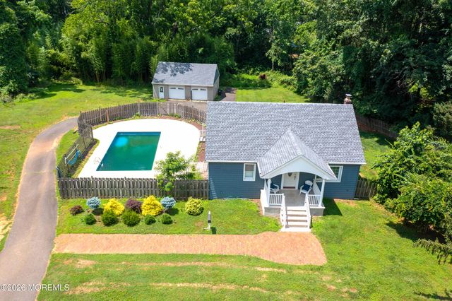 65 Hurleys Lane, Middletown, NJ 07738