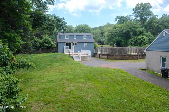 65 Hurleys Lane, Middletown, NJ 07738