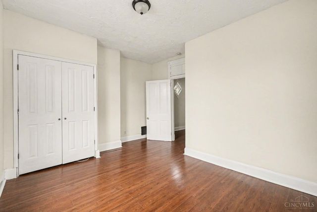 421 Southview Avenue, Cincinnati, OH 45219