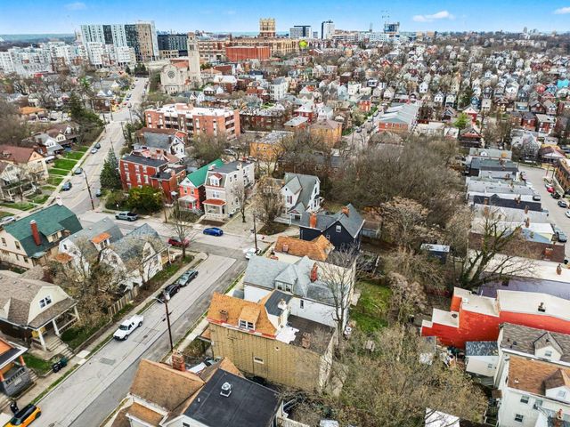 421 Southview Avenue, Cincinnati, OH 45219