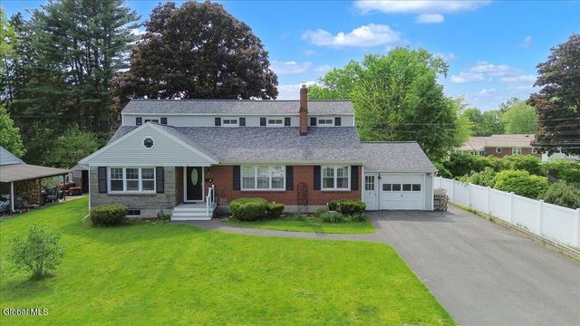7 Silversmith Lane, Rotterdam, NY 12306
