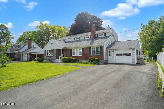 7 Silversmith Lane, Rotterdam, NY 12306
