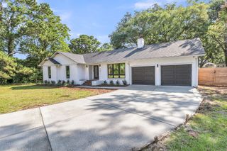 970 Cottingham Drive, Mount Pleasant, SC 29464
