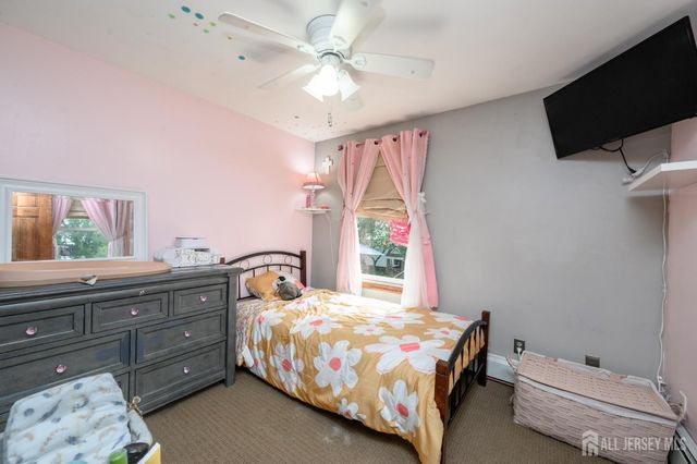 32 Loring Avenue, Edison, NJ 08817