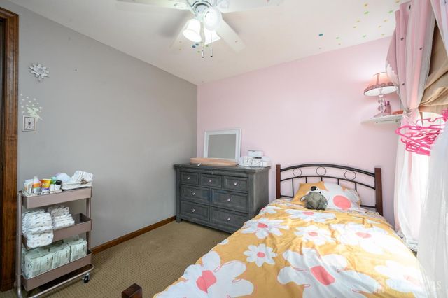 32 Loring Avenue, Edison, NJ 08817