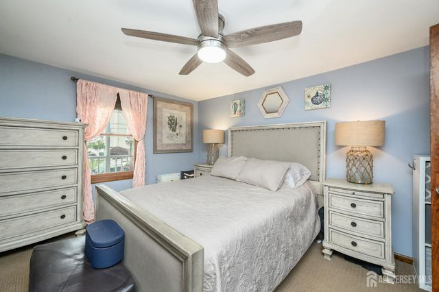32 Loring Avenue, Edison, NJ 08817