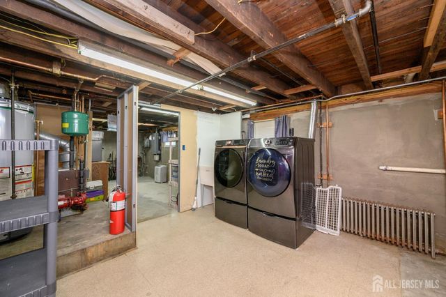 32 Loring Avenue, Edison, NJ 08817