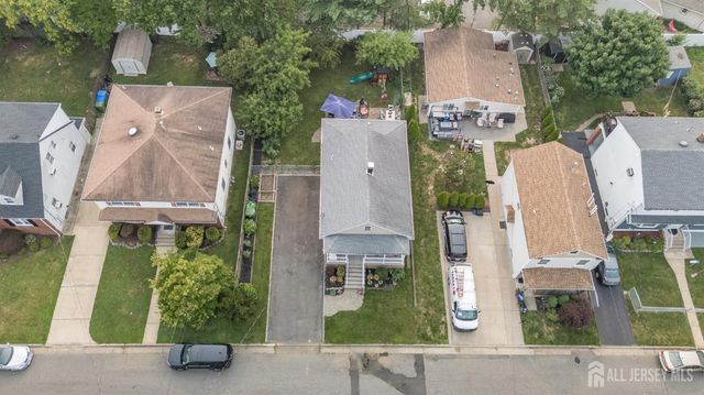 32 Loring Avenue, Edison, NJ 08817