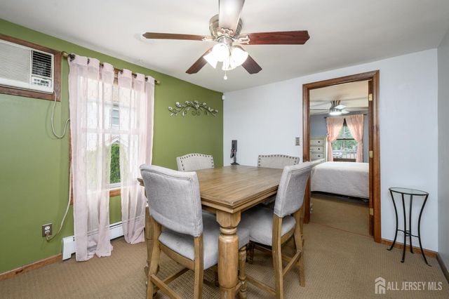 32 Loring Avenue, Edison, NJ 08817