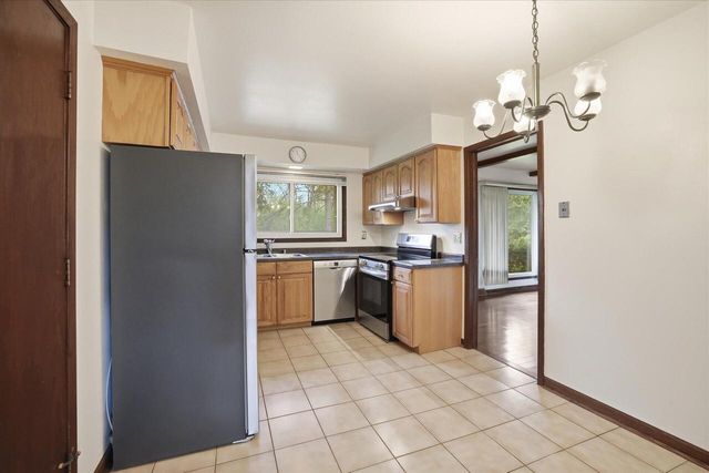 6994 Range Line ROAD, Glendale, WI 53209