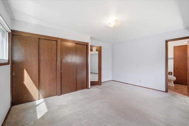 6994 Range Line ROAD, Glendale, WI 53209
