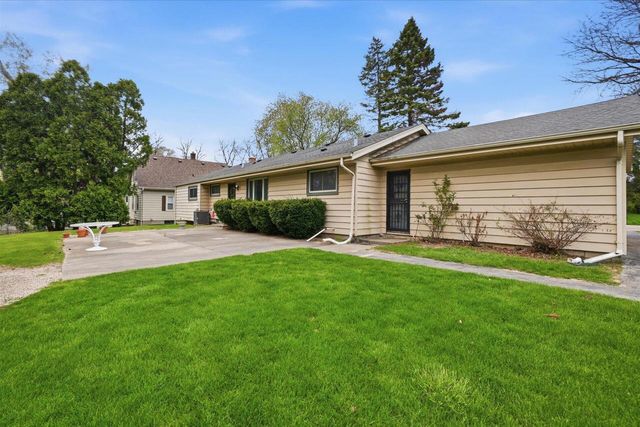 6994 Range Line ROAD, Glendale, WI 53209