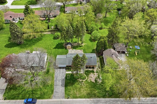 6994 Range Line ROAD, Glendale, WI 53209