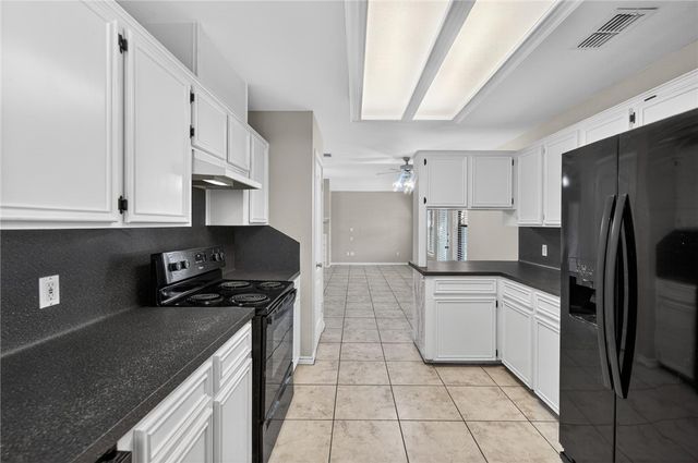 13941 Ketch St, Corpus Christi, TX 78418