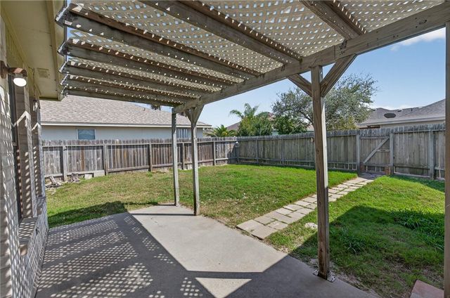 13941 Ketch St, Corpus Christi, TX 78418