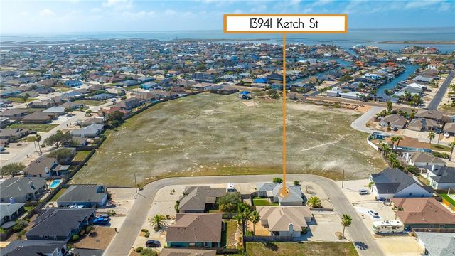 13941 Ketch St, Corpus Christi, TX 78418