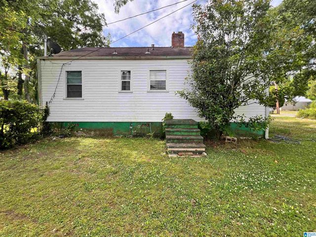 546 CHARLESTON DRIVE, Bessemer, AL 35020