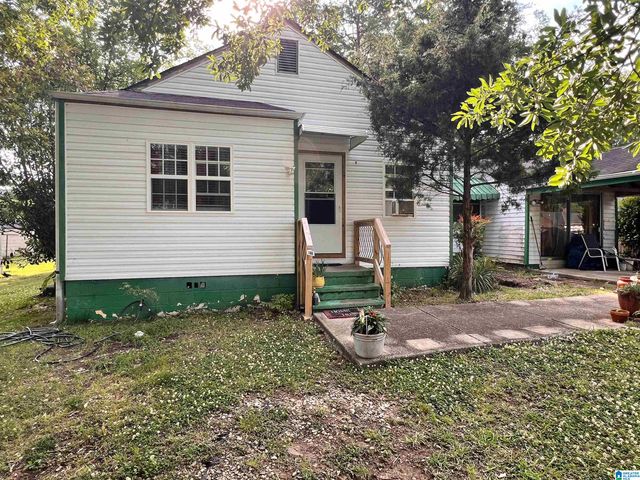 546 CHARLESTON DRIVE, Bessemer, AL 35020