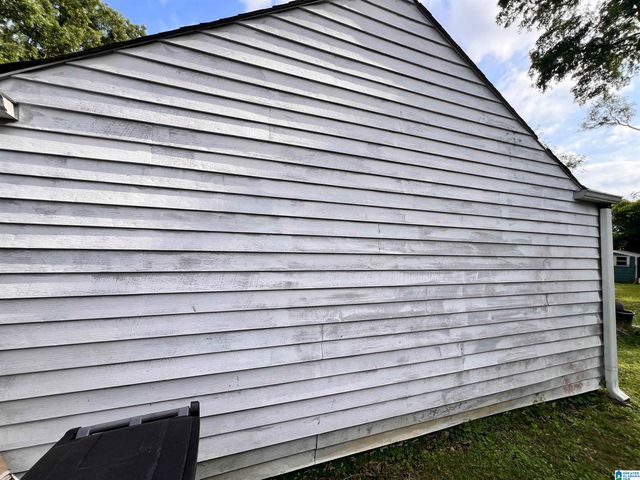 546 CHARLESTON DRIVE, Bessemer, AL 35020