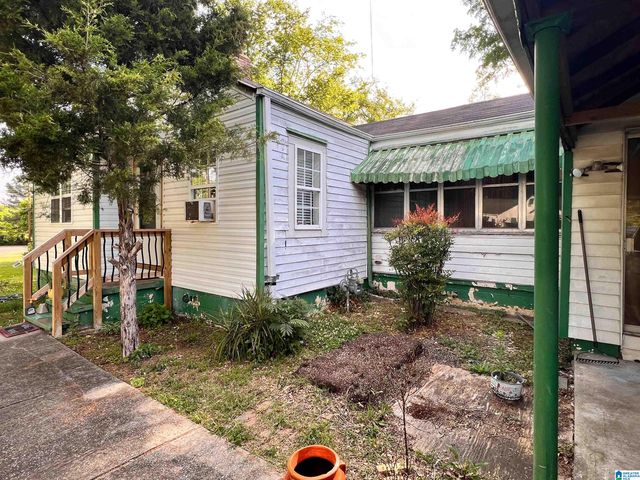 546 CHARLESTON DRIVE, Bessemer, AL 35020