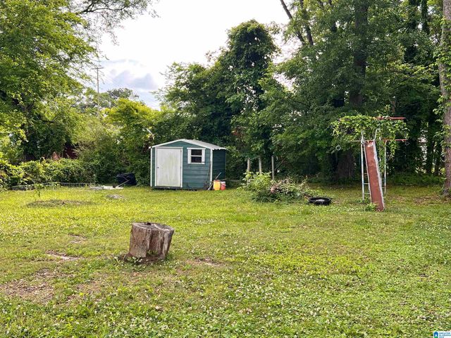 546 CHARLESTON DRIVE, Bessemer, AL 35020
