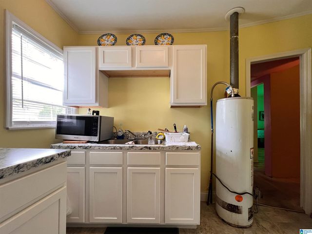 546 CHARLESTON DRIVE, Bessemer, AL 35020