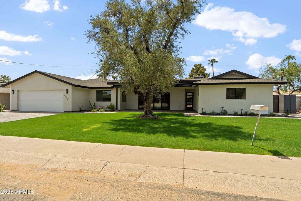 8912 N 17TH Avenue, Phoenix, AZ 85021