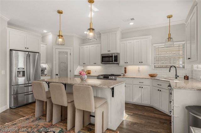 9100 Mayswood Place, Fort Smith, AR 72916