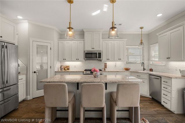 9100 Mayswood Place, Fort Smith, AR 72916