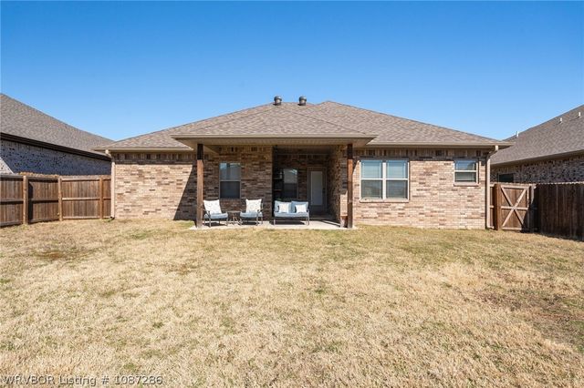 9100 Mayswood Place, Fort Smith, AR 72916