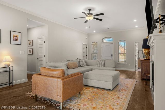 9100 Mayswood Place, Fort Smith, AR 72916