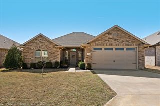 9100 Mayswood Place, Fort Smith, AR 72916