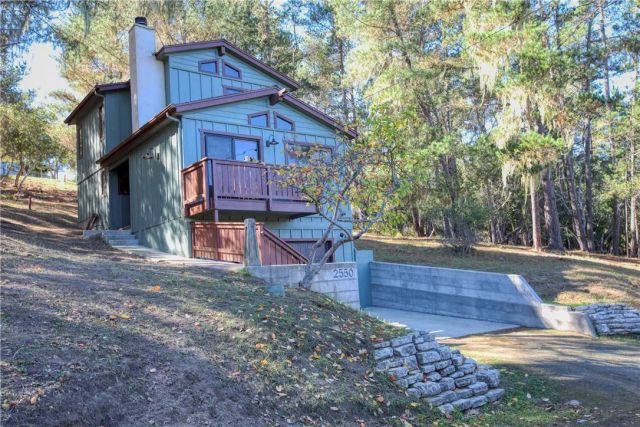 2550 Emerson Road, Cambria, CA 93428