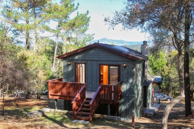 2550 Emerson Road, Cambria, CA 93428