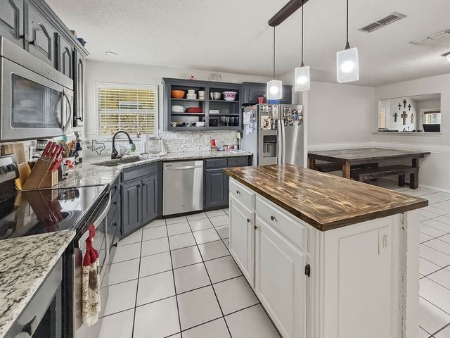 1857 Woodbridge Drive, Sulphur Springs, TX 75482