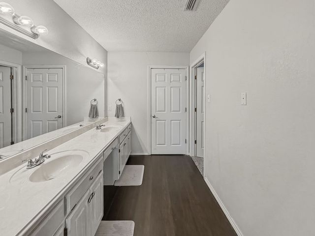 1857 Woodbridge Drive, Sulphur Springs, TX 75482